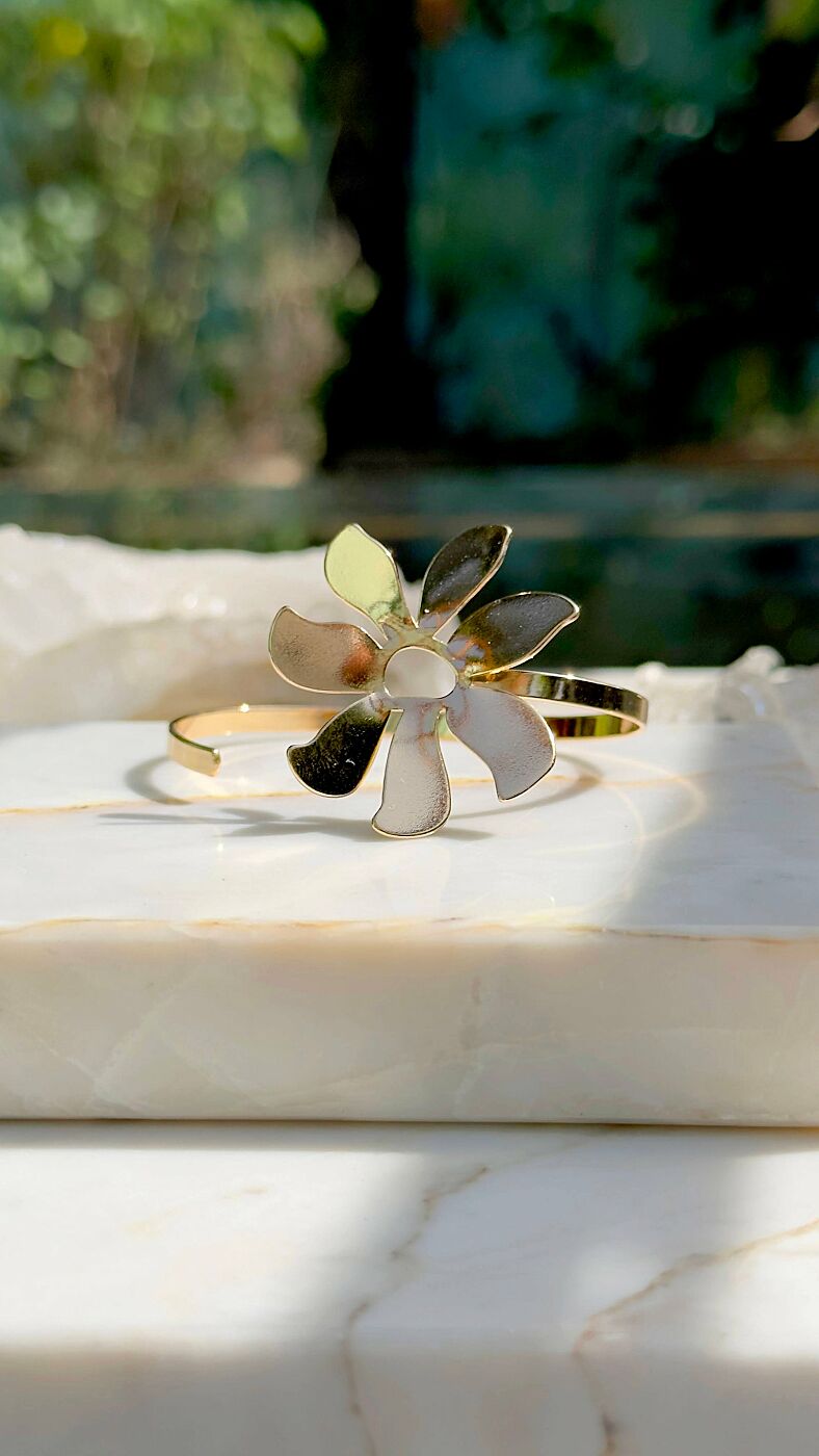 Bracelete Flor Pétalas