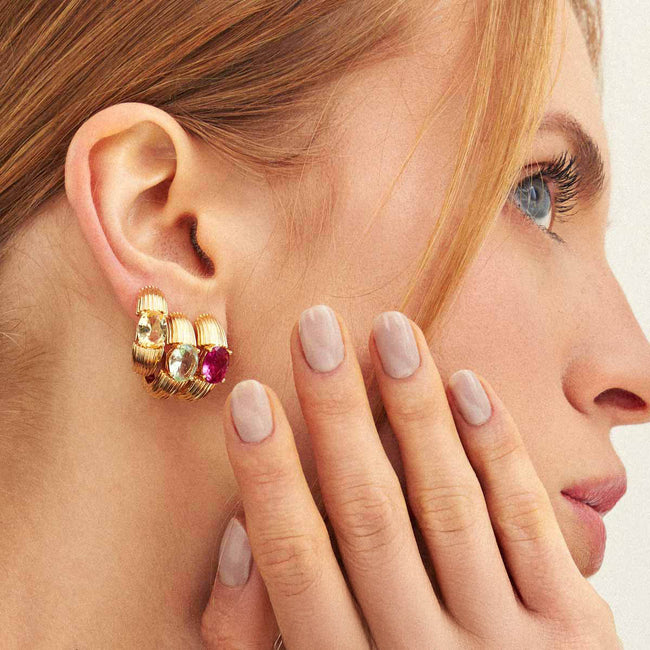 Brinco Argola Luz Orgânica Amarelo