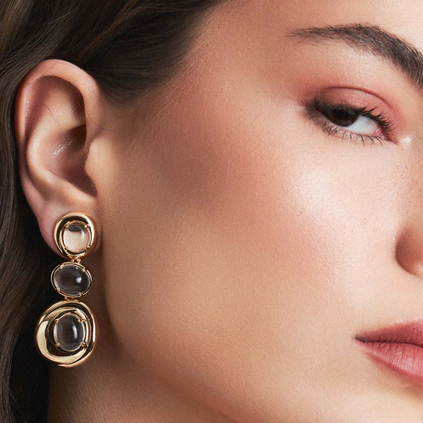 Brinco Grande Luz Orgânica em Cristal Branco