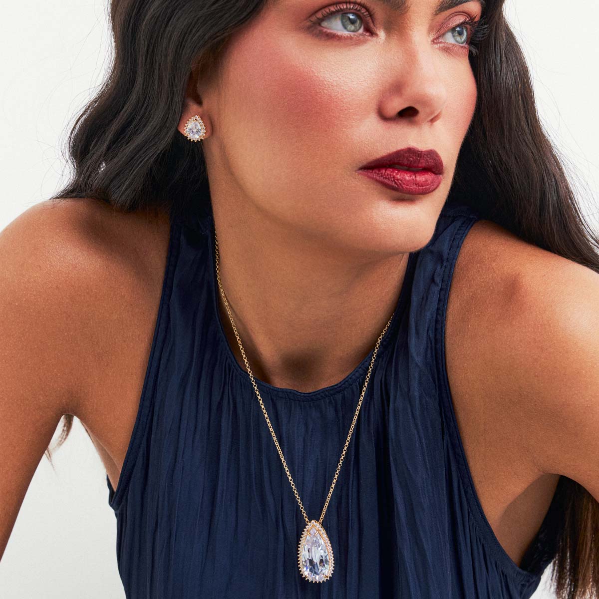 Brinco Gota Cristal Halo Dourado