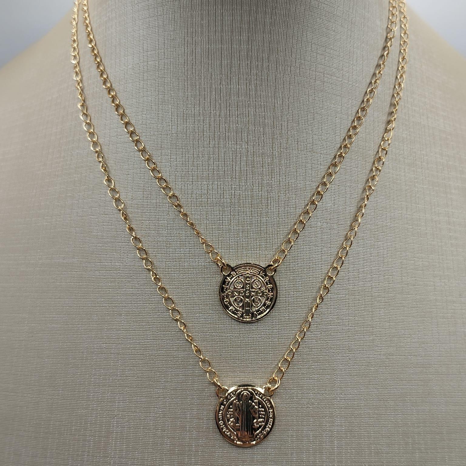 Colar Medalha de São Bento – Banho Ouro 18k