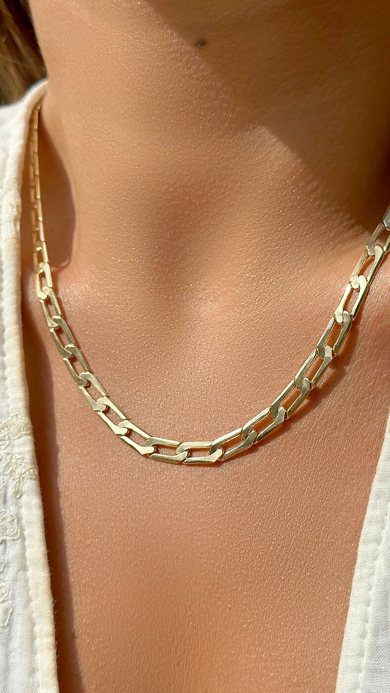 Colar Elo Longo Dourado