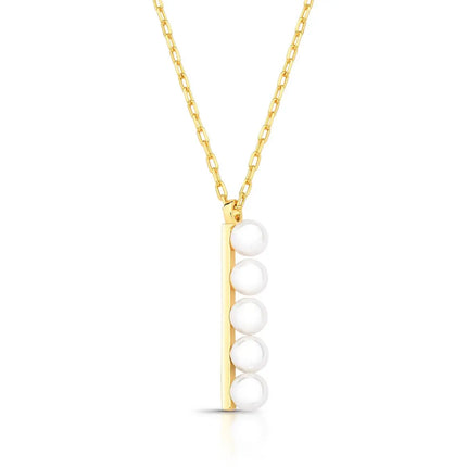 COLAR COM PINGENTE CURVO DE PÉROLA SHELL BANHADO A OURO