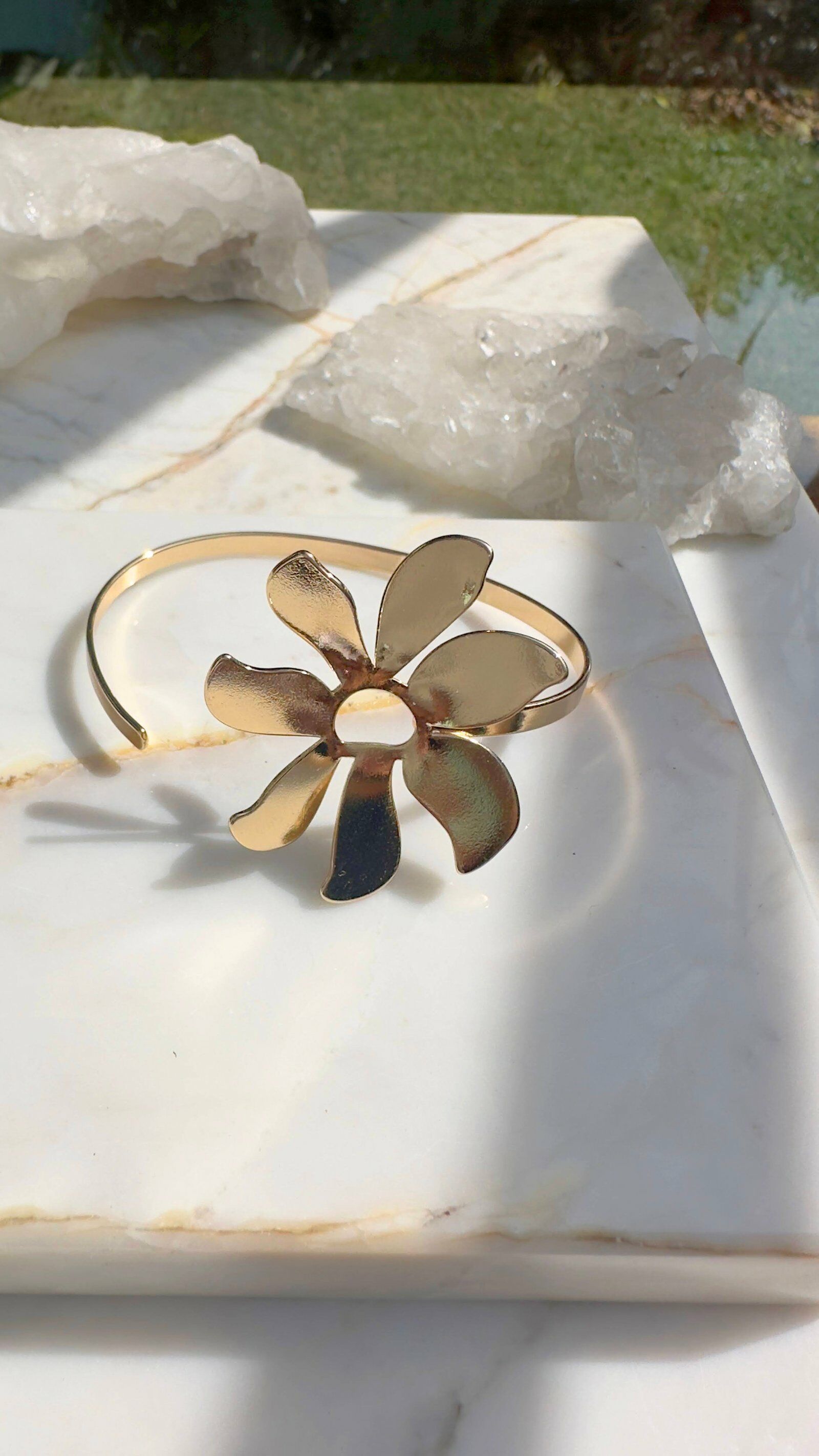 Bracelete Flor Pétalas