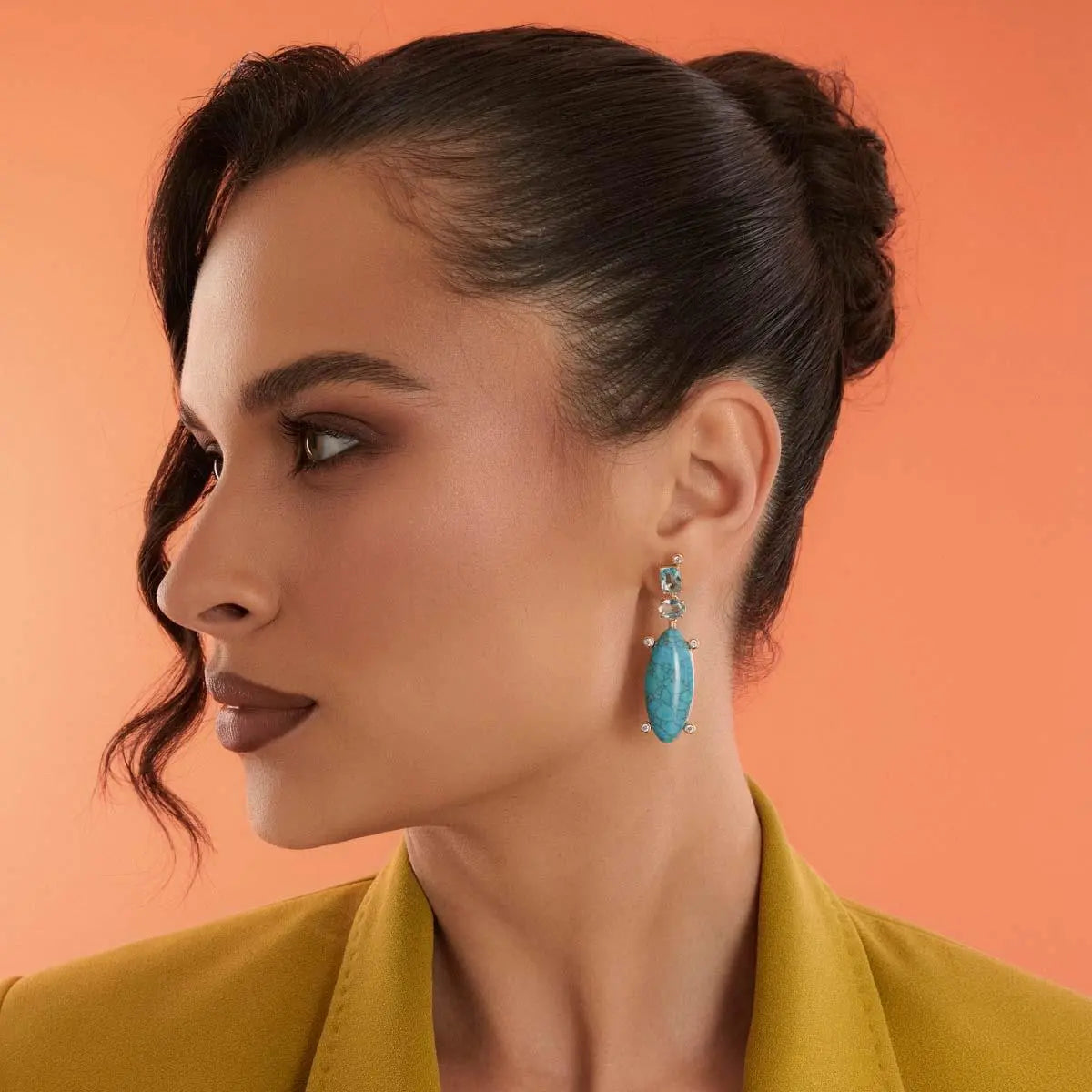 Brinco Pêndulo Azul com Cristais Médio - Rota das Águas