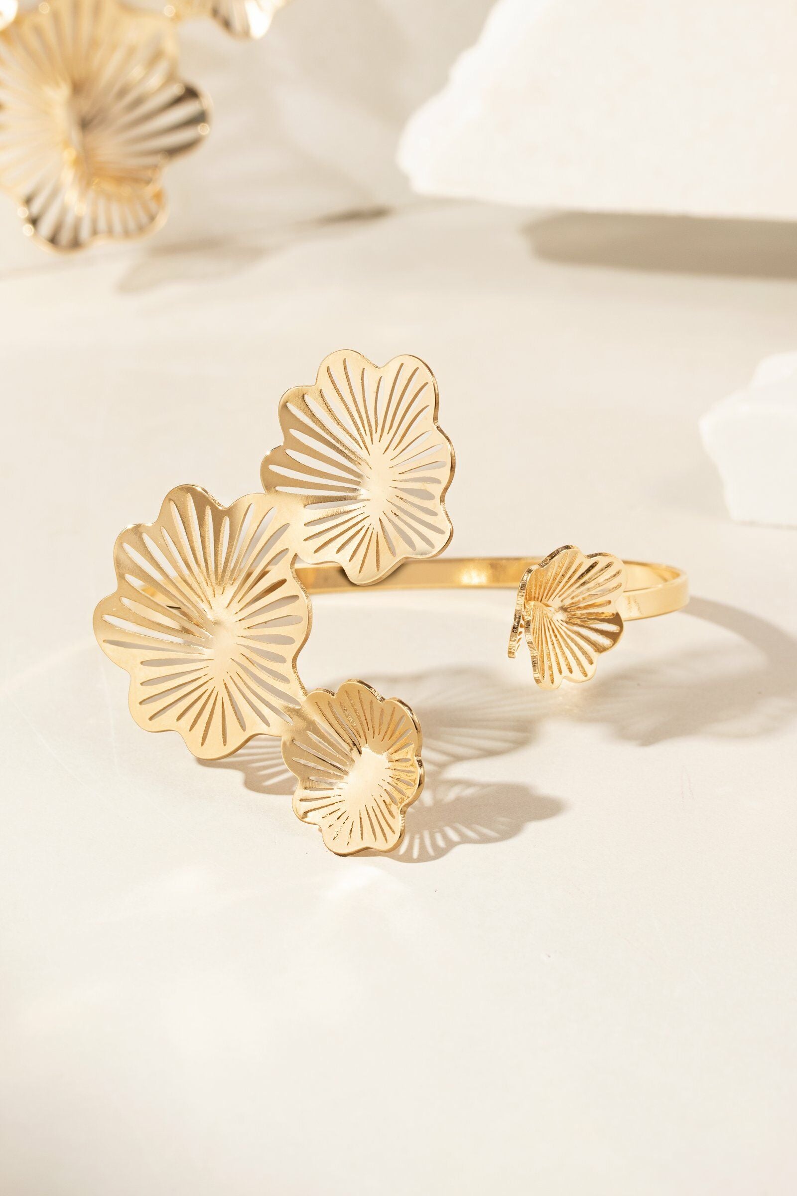 Bracelete Botões Florais