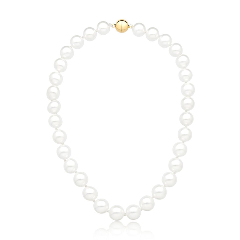 Colar  Perola Shell fecho Bola Dourado