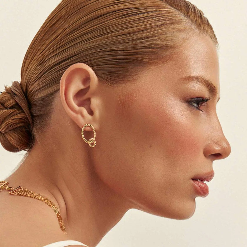 Brinco Oval e Redondo Trançado (Pequeno)