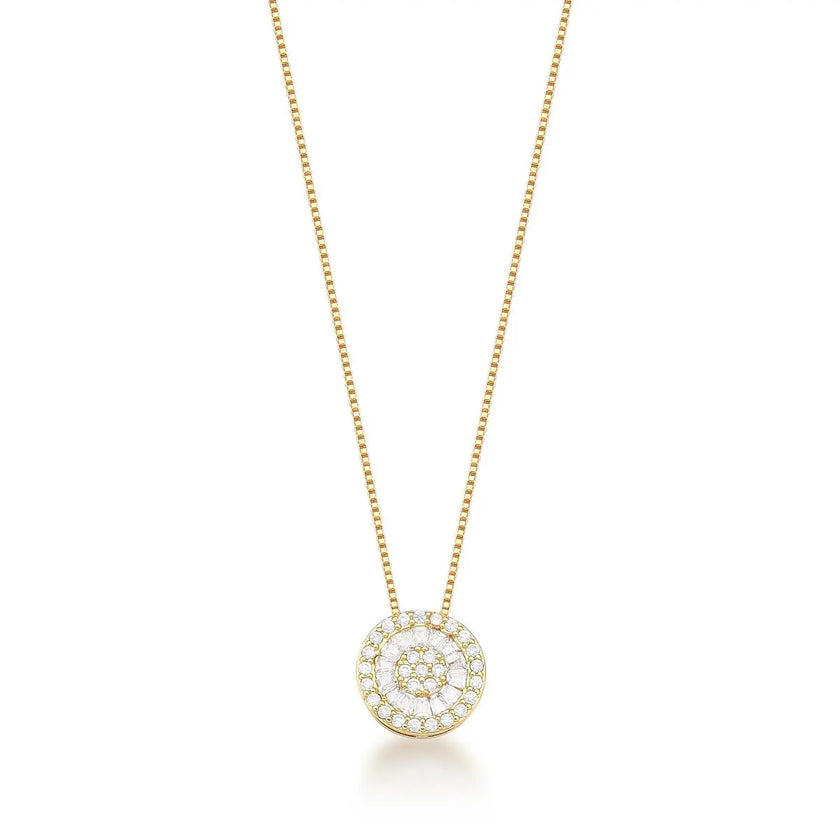 Colar Aurora com pingente circular em zircônias baguete e banho ouro 18k da coleção Presença VN Collettiva.