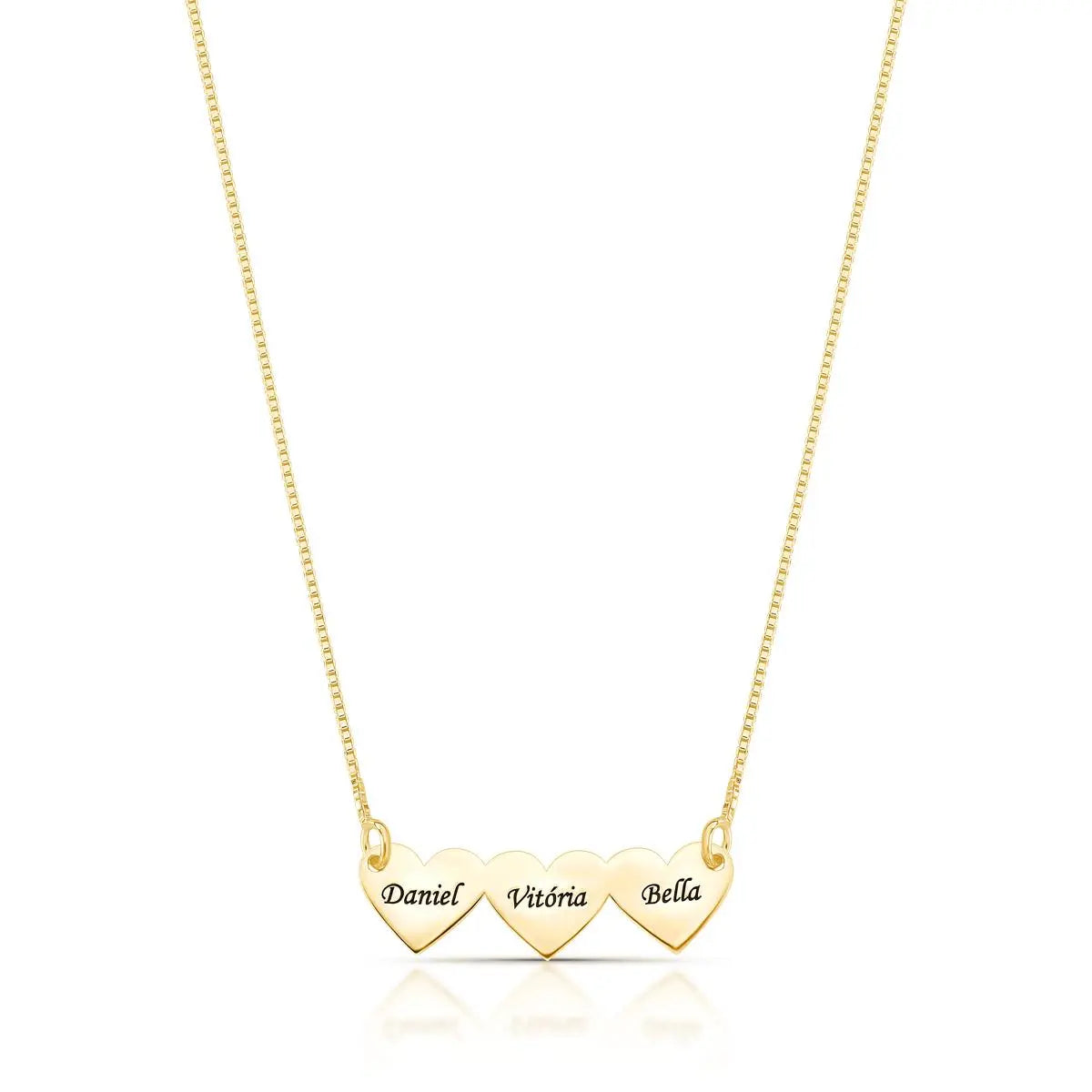 Colar com 3 corações personalizados em banho ouro 18k com nomes gravados